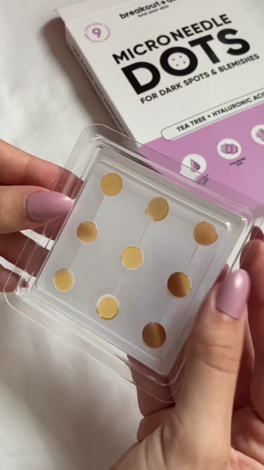 Microneedle dots close-up